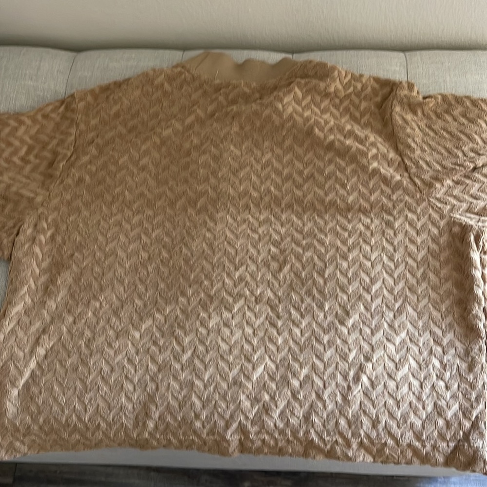 Nike Top - Picture 3 of 4